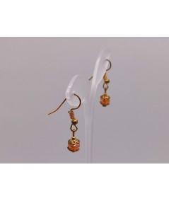 Pendientes dorados de cristal naranja