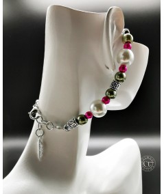 PULSERA PLATEADA DE PERLAS DE CRISTAL VERDE Y FUCSIA