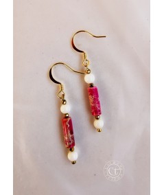 PENDIENTES DE CORAL Y PIEDRA NATURAL FUCSIA