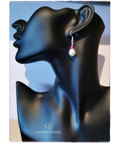 Pendientes de perlas de cristal blanco y fucsia