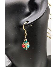 Pendientes con abalorios bohemios de colores