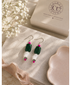 PENDIENTES DE ABALORIOS DE CRISTAL Y PERLAS DE CRISTAL FUCSIA